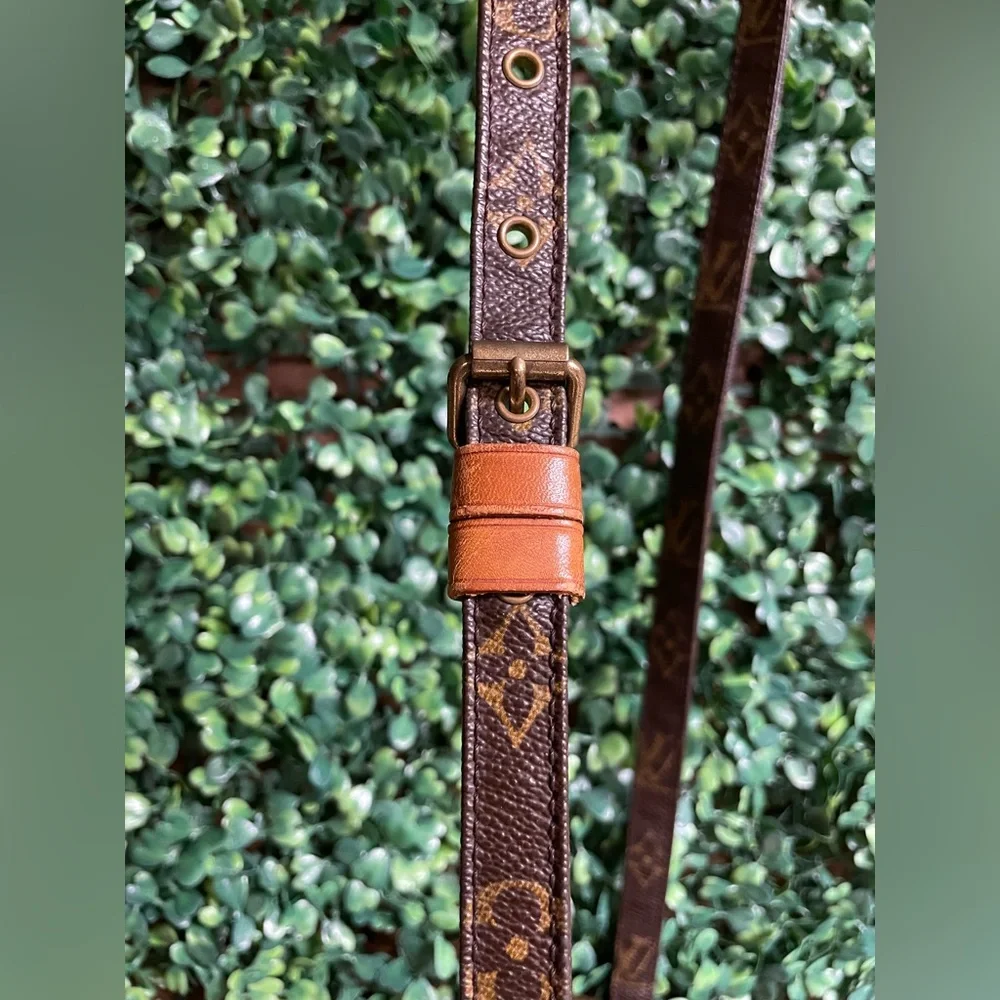 Louis Vuitton - Vintage Danube Monogram Canvas Crossbody Bag - 2002